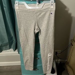 These are super comfy they are a juniors large and so cute!